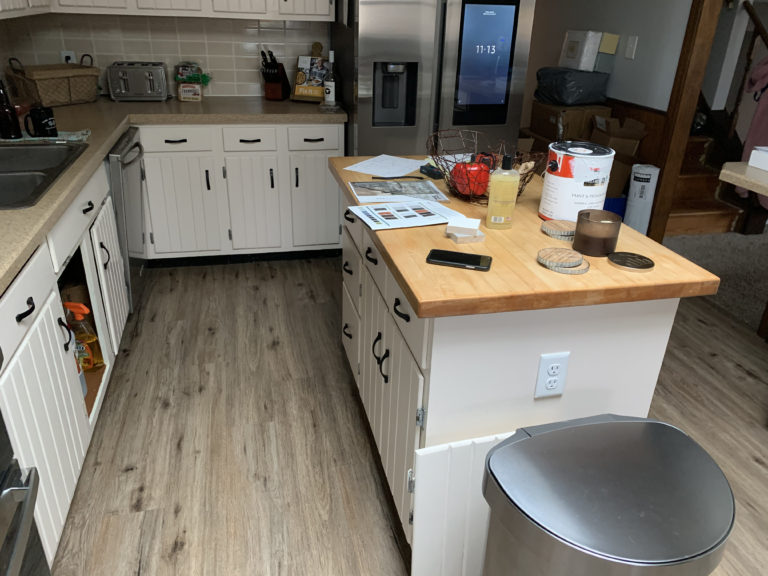 Oliver Construction Services - Before Remodel - Kitchen